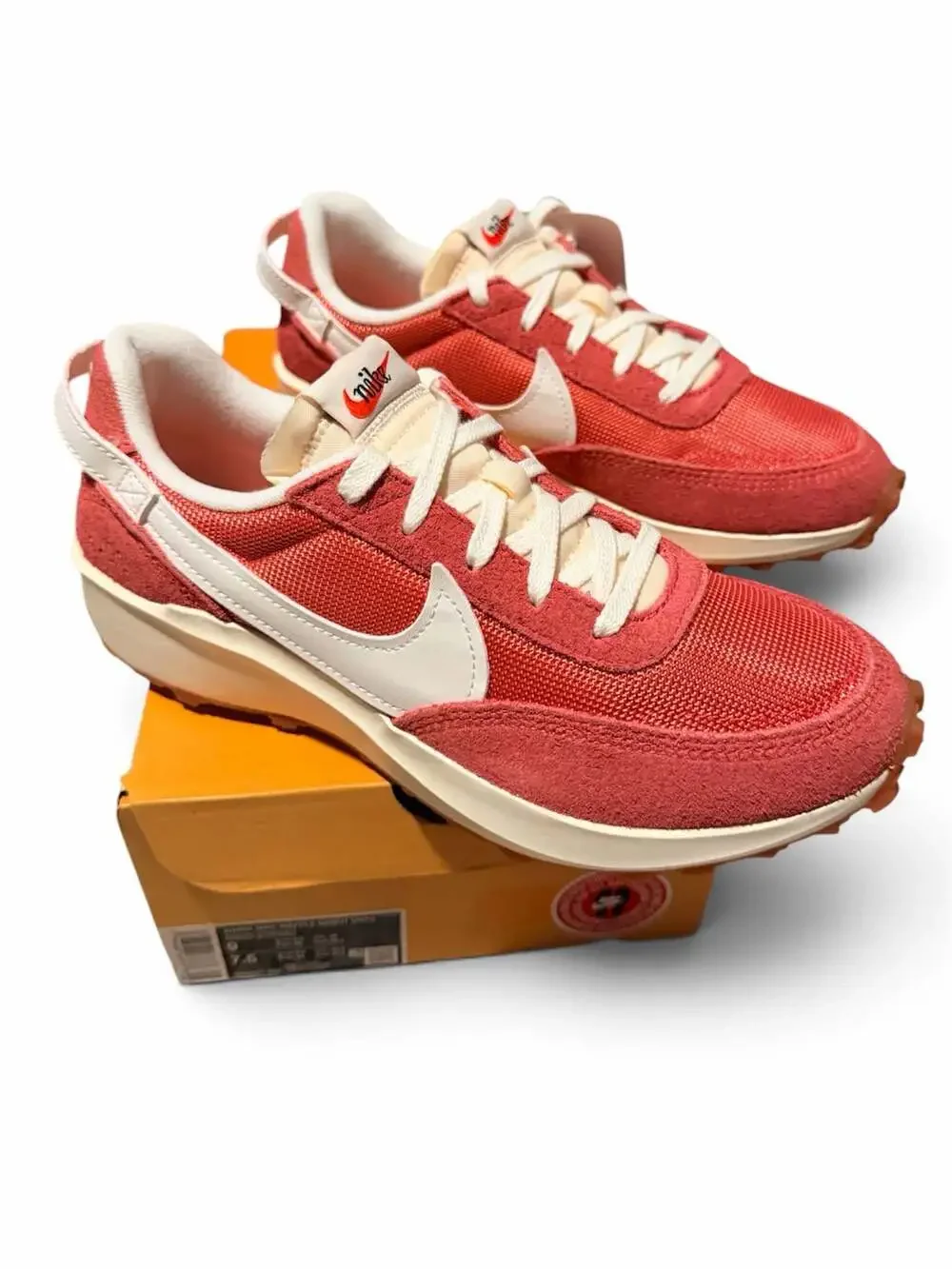 New Nike WMNS Waffle Debut VNTG Coconut Milk Red Sneakers Size 9 Womens 7.5 Mens